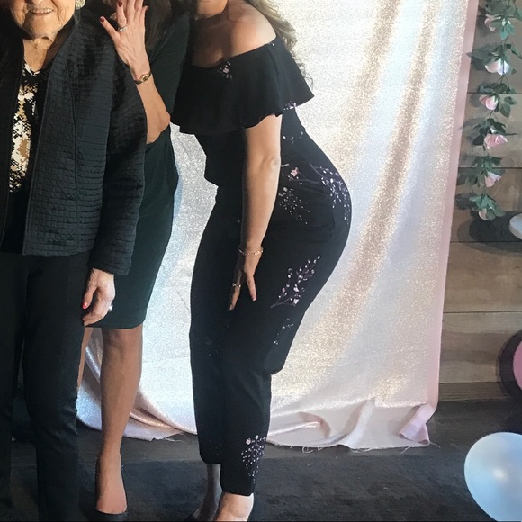 Floral jumpsuit - Picture 3 of 3